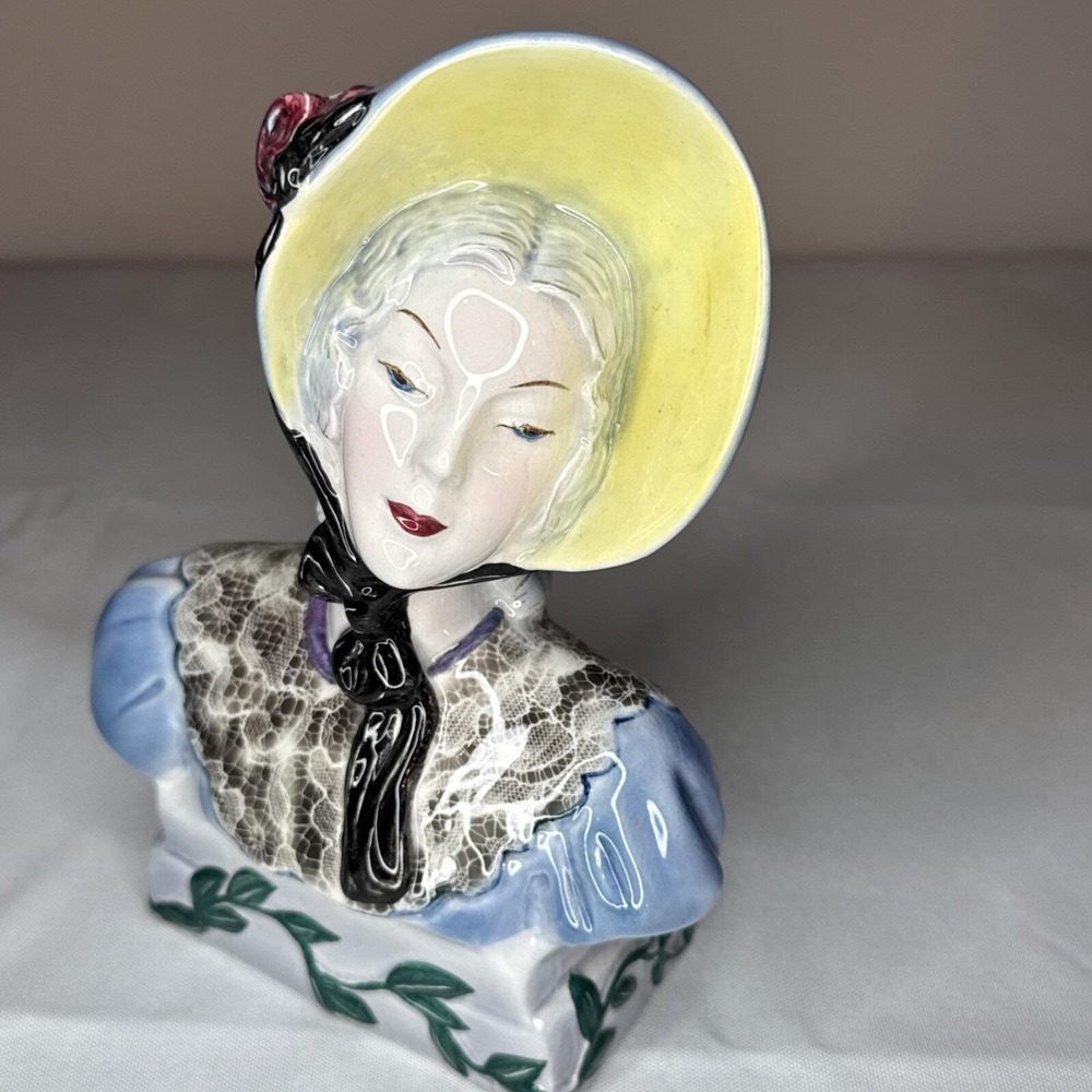 Vintage Goldscheider Everlast Lady In Blue Bonnet Bust Figurine Marked 860 USA